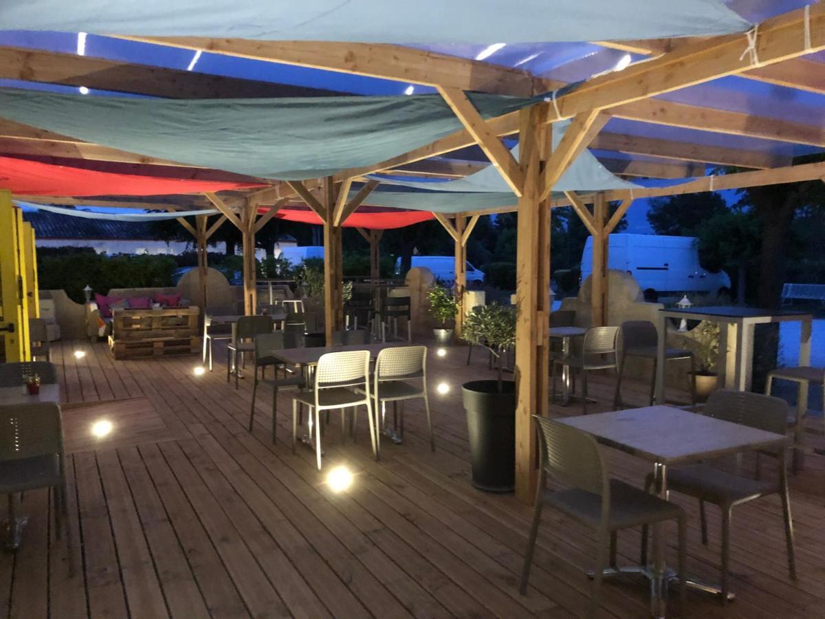 Logis Hotel Restaurant Le Clos Saint Loup Bram Экстерьер фото